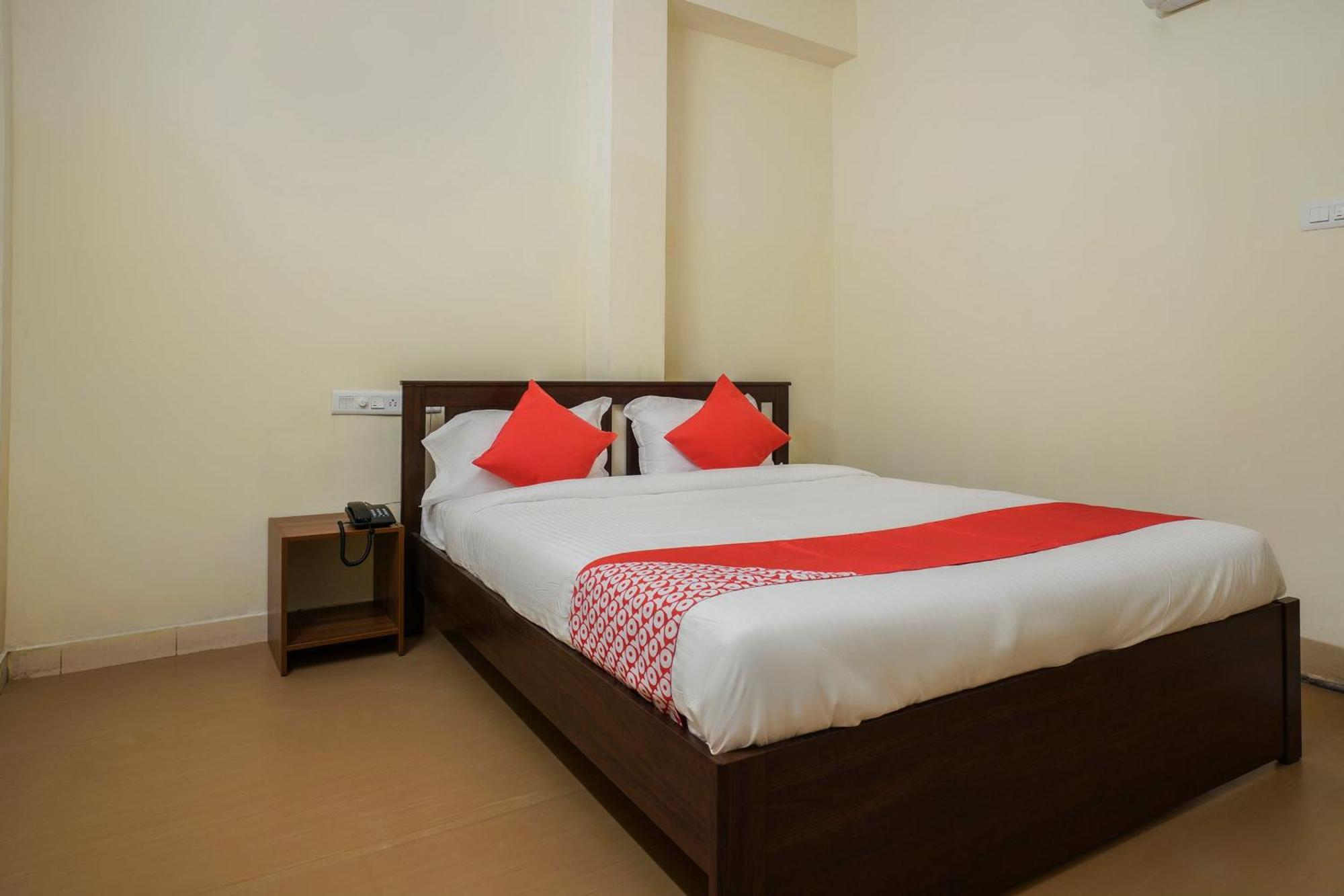Hotel O Alpine Glow Zenith Hyderabad Eksteriør billede